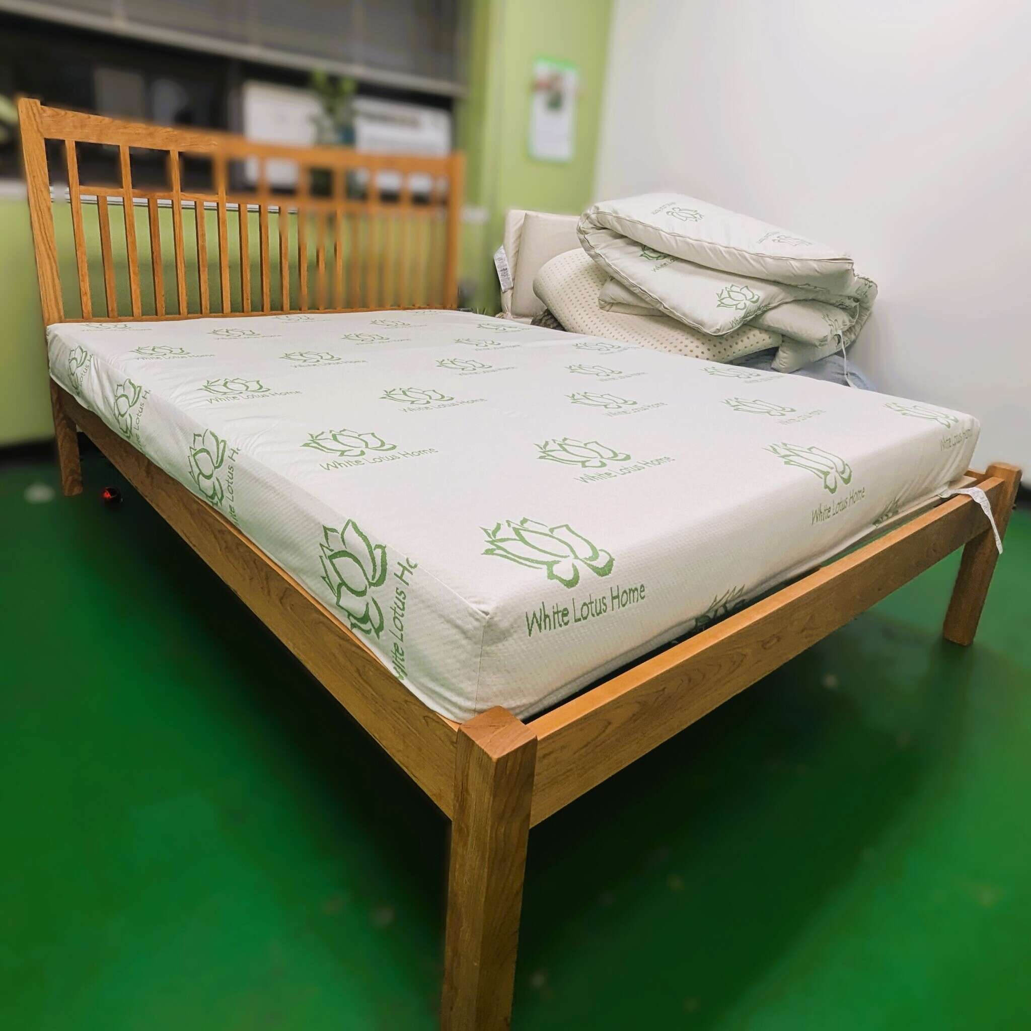 White Lotus Home Waterproof Organic Cotton Mattress Protector