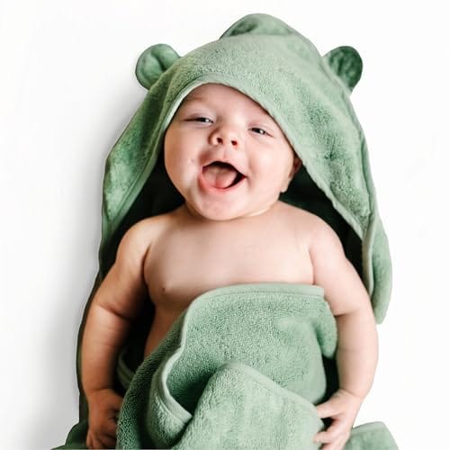 Natemia Organic Hooded Baby Bath Towel