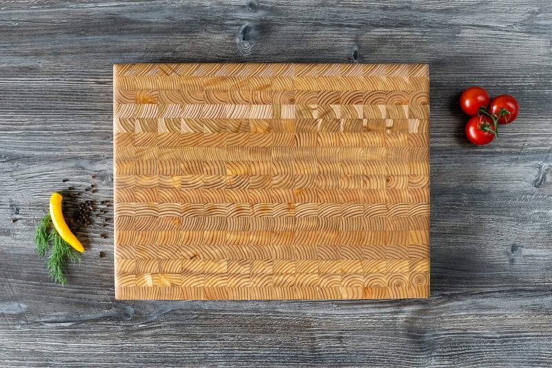 Larch Wood Canada Medium Classic Cutting Board